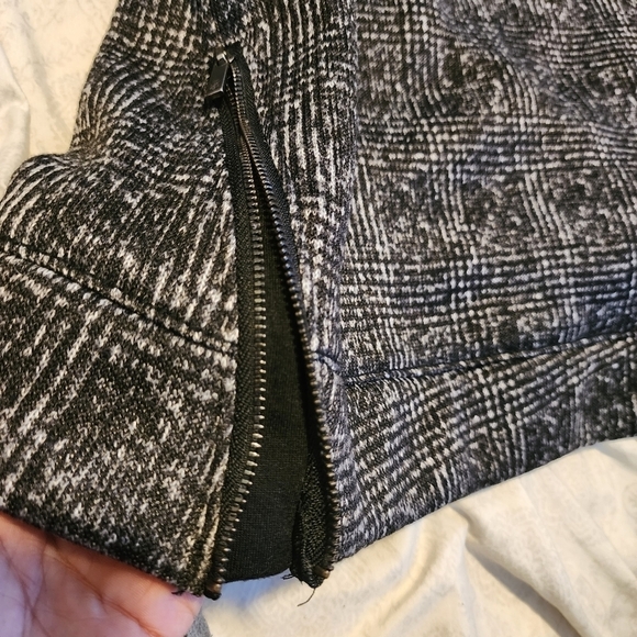 Izod Thick Grey Pullover Funnel Mock Neck Sweater Side Zippers Women's Large L - Picture 5 of 9